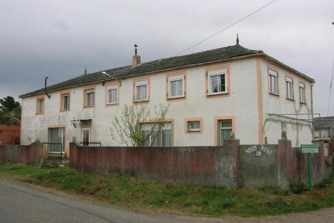 House for sale in Currelos 1