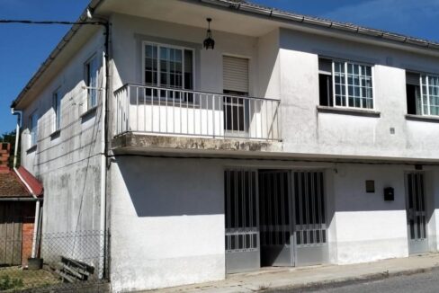 House for sale in Escairón 1