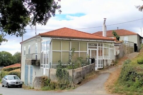 House for sale in Escairón 1