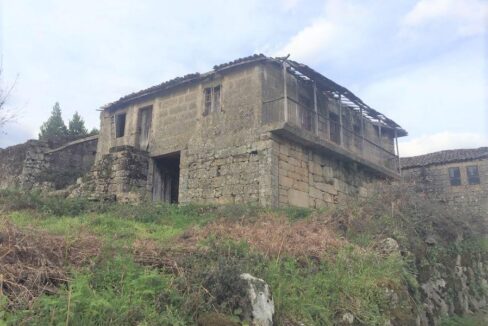House for sale in Nogueira Ramuín 1