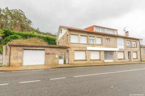House for sale in O Grove 1