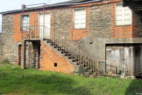 House for sale in O Incio 1