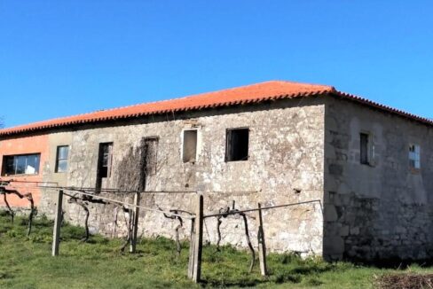 House for sale in O Saviñao 1
