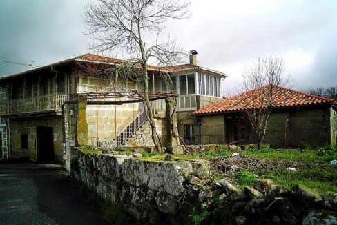 House for sale in Pinto 1