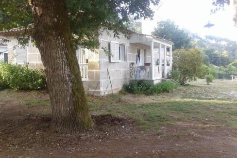 House for sale in Punxín 1