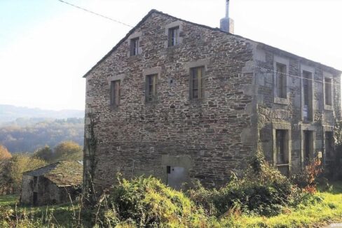 House for sale in Sarria 1