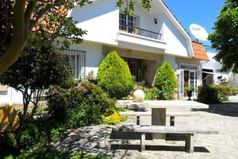 House for sale in Tomiño 1
