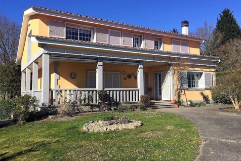House for sale in Vilamarín 1